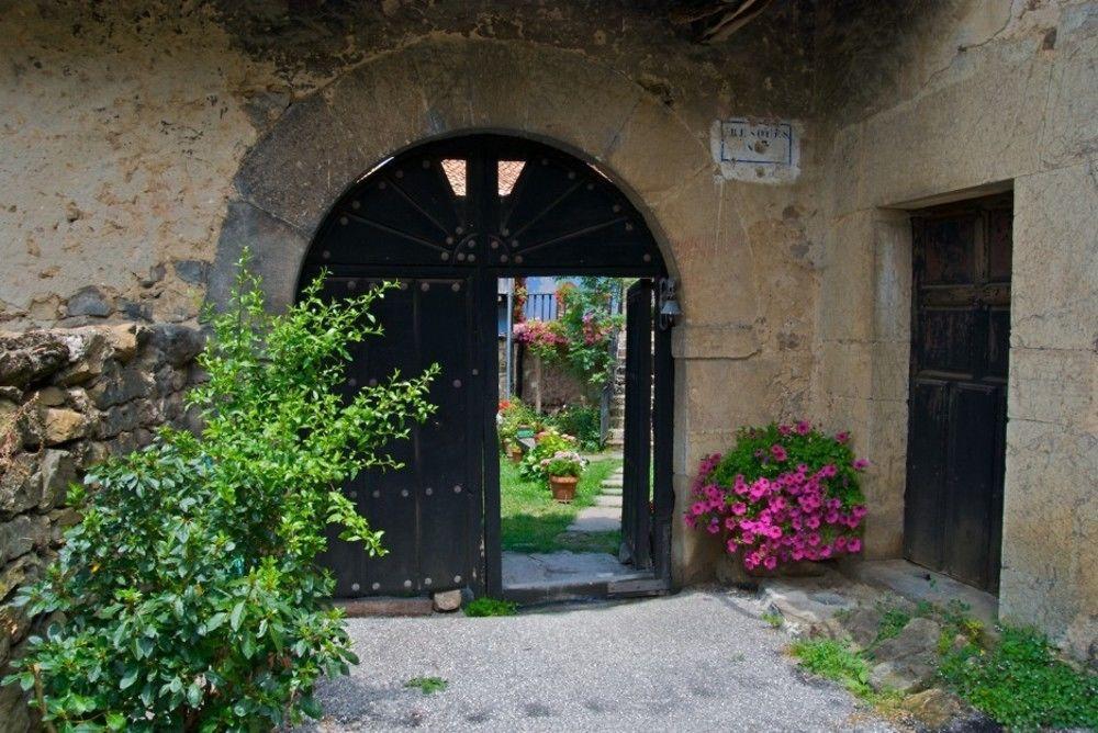 Posada La Trebede Perrozo Exterior photo